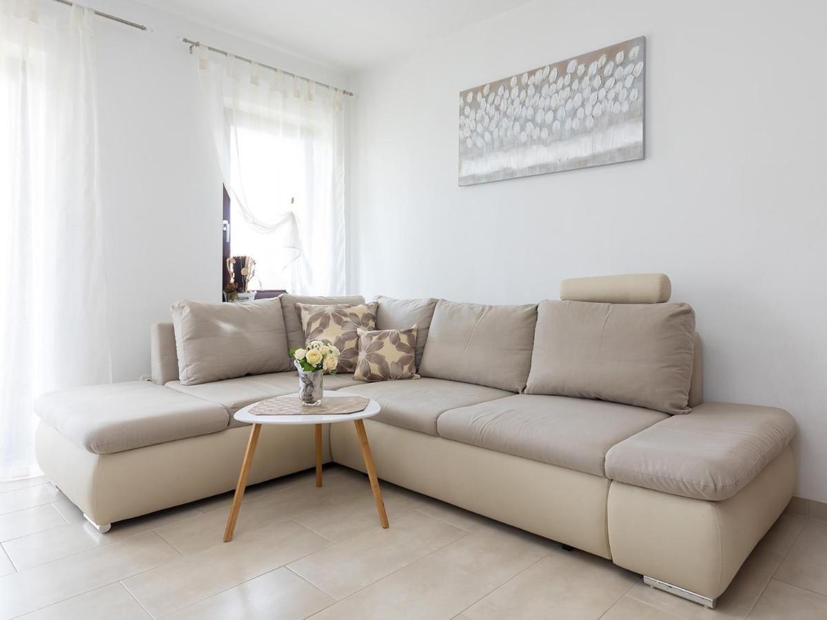 Apartments Olea Porec Exterior photo
